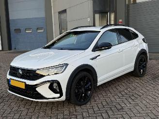 Vaurioauto  passenger cars Volkswagen Taigo 1.0 TSI R-Line Virtual Cockpit Nap Nederlandse Auto 2022/11