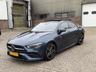 krockskadad bil auto Mercedes Cla-klasse 200 AMG Pakket Pano Sfeerverlichting Nederlandse Auto 2022/6