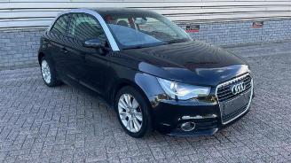 Vrakbiler auto Audi A1 A1 (8X1/8XK), Hatchback 3-drs, 2010 / 2018 1.6 TDI 16V 2013/1