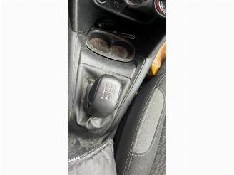 Peugeot 208 208 I (CA/CC/CK/CL), Hatchback, 2012 / 2019 1.2 Vti 12V PureTech 82 picture 14