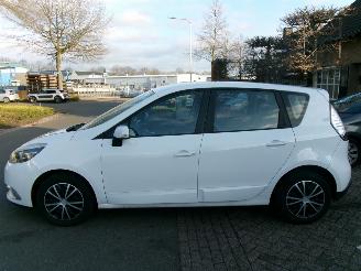 Renault Scenic 1.5 DCI EXPRESSION CLIMA NAVI picture 2