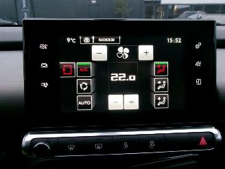 Citroën C4 cactus 1.2 VTI SHINE CLIMA picture 13