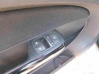 Opel Corsa 1.4-16V ENJOY AIRCO picture 12