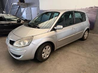uszkodzony samochody osobowe Renault Scenic 1.5 DCI 2007/12