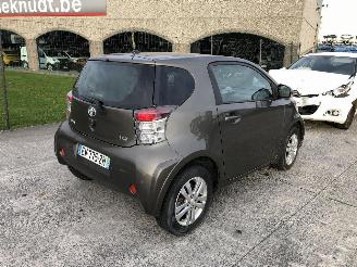 uszkodzony samochody osobowe Toyota iQ 1.4  D 2012/1
