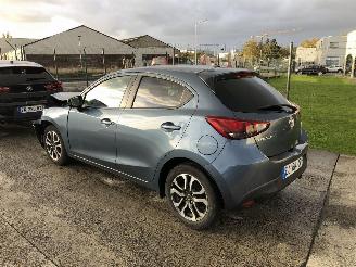 uszkodzony samochody osobowe Mazda 2 1.5 2017/1