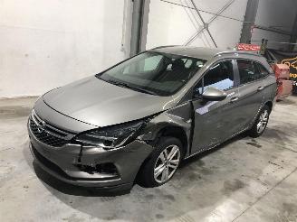 Opel Astra EDITION 1.6 CDTI picture 2