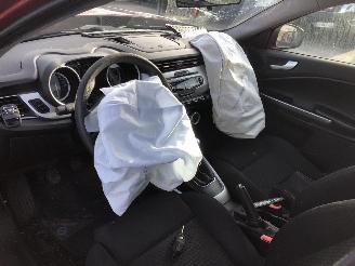 Alfa Romeo Giulietta 1.6 JTD picture 6