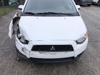 Mitsubishi Colt  picture 2