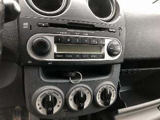 Mitsubishi Colt  picture 13