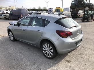 Opel Astra 1.4 A14XER picture 2
