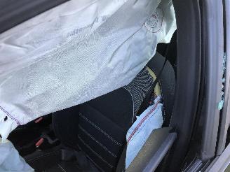 Dacia Sandero 1.0 I picture 17