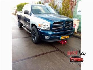 Dodge Ram Ram 3500 Standard Cab (DR/DH/D1/DC/DM), Pick-up, 2001 / 2008 5.7 V8 Hemi 1500 4x4 picture 3