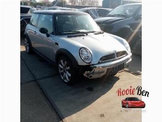 Mini One Mini One/Cooper (R50), Hatchback, 2001 / 2007 1.4 D One picture 2