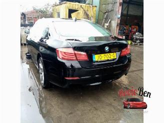 Vrakbiler auto BMW 5-serie 5 serie (F10), Sedan, 2009 / 2016 550i V8 32V TwinPower Turbo 2010/8