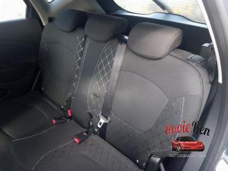 Renault Captur Captur (2R), SUV, 2013 1.2 TCE 16V EDC picture 13