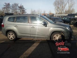 Chevrolet Orlando Orlando (YYM/YYW), MPV, 2010 / 2015 1.8 16V VVT Bifuel picture 8