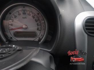 Opel Agila Agila (B), MPV, 2008 / 2014 1.0 12V picture 8