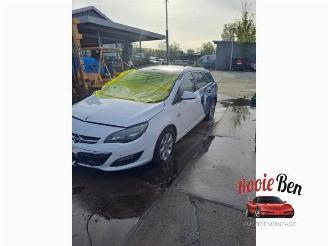 Opel Astra Astra J Sports Tourer (PD8/PE8/PF8), Combi, 2010 / 2015 2.0 CDTI 16V 165 picture 3