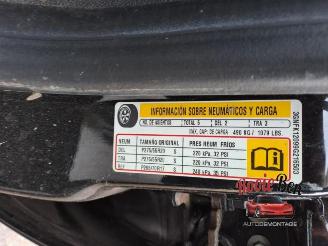 Chevrolet Avalanche Avalanche, Pick-up, 2005 / 2013 5.3 V8 4WD Crew Cab picture 17