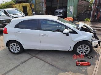 Kia Rio Rio III (UB), Hatchback, 2011 / 2017 1.2 CVVT 16V picture 7