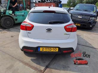 Kia Rio Rio III (UB), Hatchback, 2011 / 2017 1.2 CVVT 16V picture 5