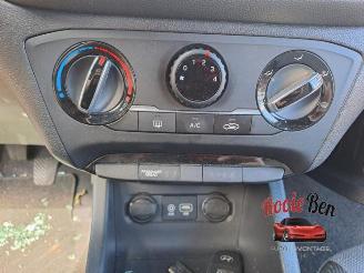 Hyundai I-20 i20 (GBB), Hatchback, 2014 / 2020 1.0 T-GDI 100 12V picture 23