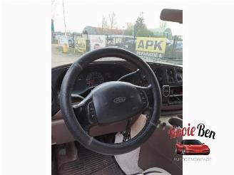 Ford USA Econoline E-Serie, Van, 1975 / 2008 4.6 E150 V8 picture 11