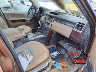 Land Rover Range Rover Range Rover III (LM), Terreinwagen, 2002 / 2012 4.4 V8 32V picture 10