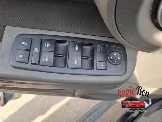 Dodge Nitro Nitro, SUV, 2006 / 2012 3.7 STX V6 4x4 Autom. picture 9