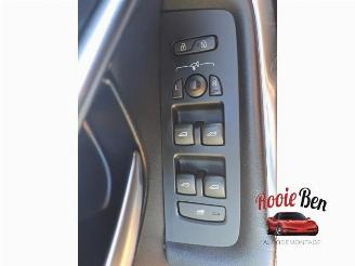 Volvo V-40 V40 (MV), Hatchback 5-drs, 2012 / 2019 2.0 D3 16V picture 29