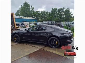 Uttjänta bilar auto Porsche Panamera Panamera (YA), Liftback, 2023 4.0 V8 32V Turbo S E-Hybrid 2025/1