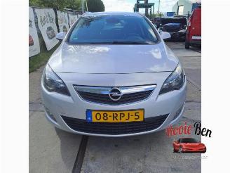demontáž osobní automobily Opel Astra Astra J Sports Tourer (PD8/PE8/PF8), Combi, 2010 / 2015 1.4 Turbo 16V 2011/6