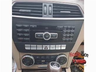 Mercedes C-klasse C (W204), Sedan, 2007 / 2014 2.2 C-180 CDI 16V BlueEFFICIENCY picture 9