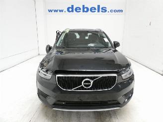 Voiture accidenté Volvo XC40 2.0D  MOMENTUM 2018/12