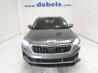 damaged passenger cars Skoda Karoq SELECTION 2025/6
