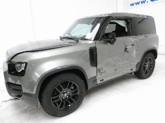 Land Rover Defender  picture 3
