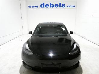 Schadeauto Tesla Model 3  2021/6