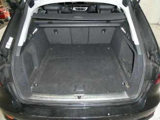 Audi A4 2.0D AVANT picture 23