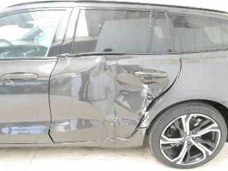 Volvo V-60 PLUS DARK picture 4