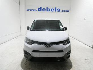 krockskadad bil auto Toyota ProAce 1.5D CITY 2023/9