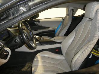 BMW i8  picture 16