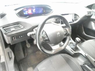 Peugeot 308 1.5D II SW ACTIVE picture 18