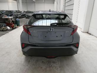 Toyota C-HR  picture 11