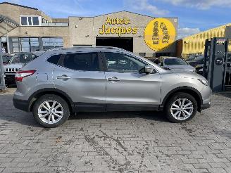 skadebil auto Nissan Qashqai 1.2I ACENTA 2016/6