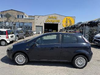 Coche accidentado Fiat Punto PROBLEM MOTOR 2011/12