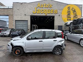 Unfallwagen Fiat Panda POP 2015/6