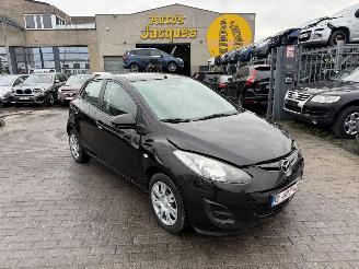 Auto incidentate Mazda 2 ACTIVE 2012/1