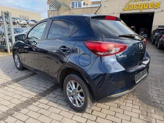 damaged passenger cars Mazda 2 SKYACTIV-G 90 LUXURY 2022/8