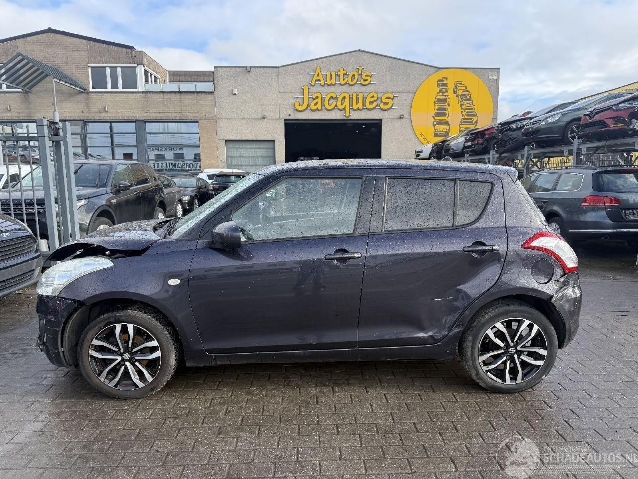 Suzuki Swift EXCLUSIVE